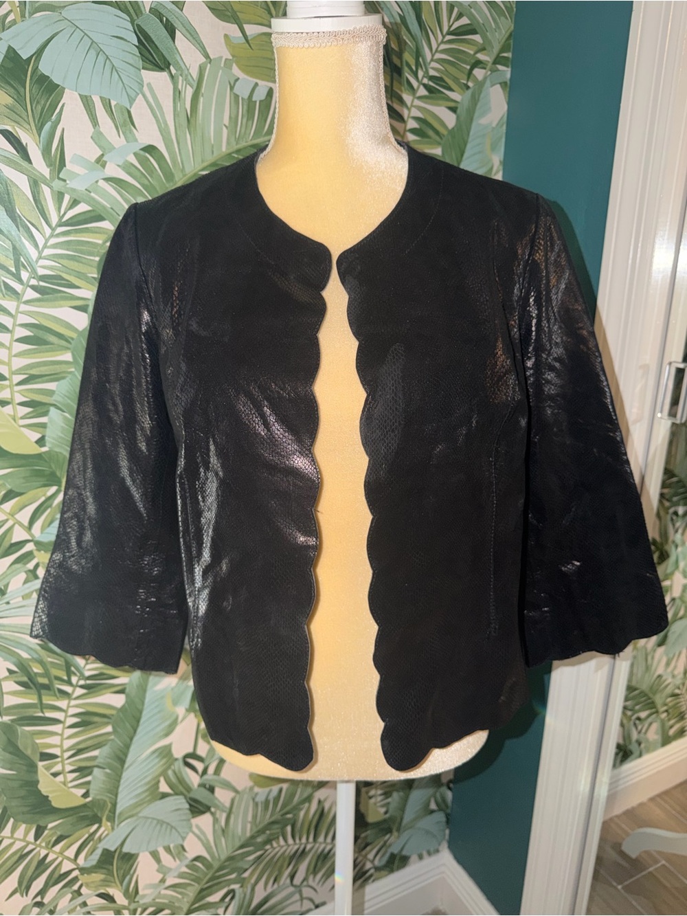 Vintage Leather Black Scalloped Open-Front Jacket